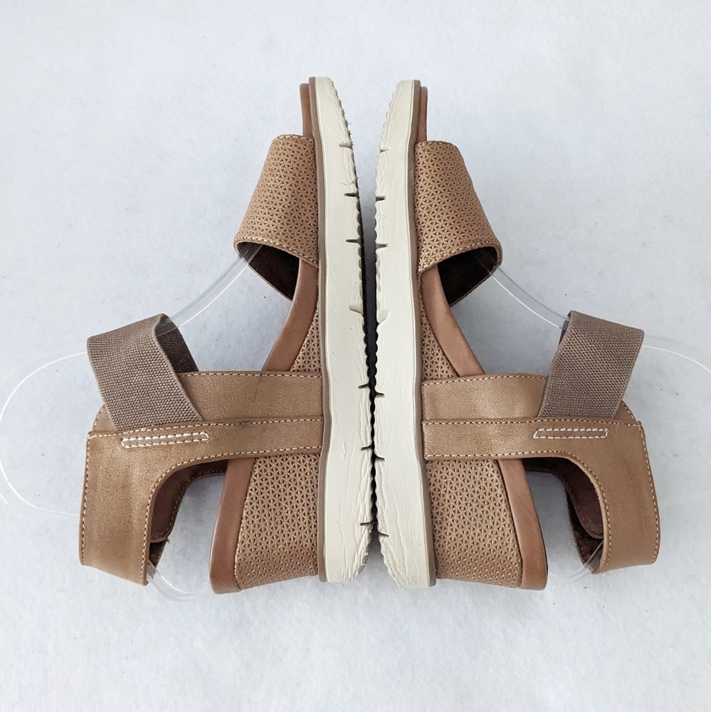 Women's Tan Wedge Sandals with Elastic Strap - Picture 7 of 11